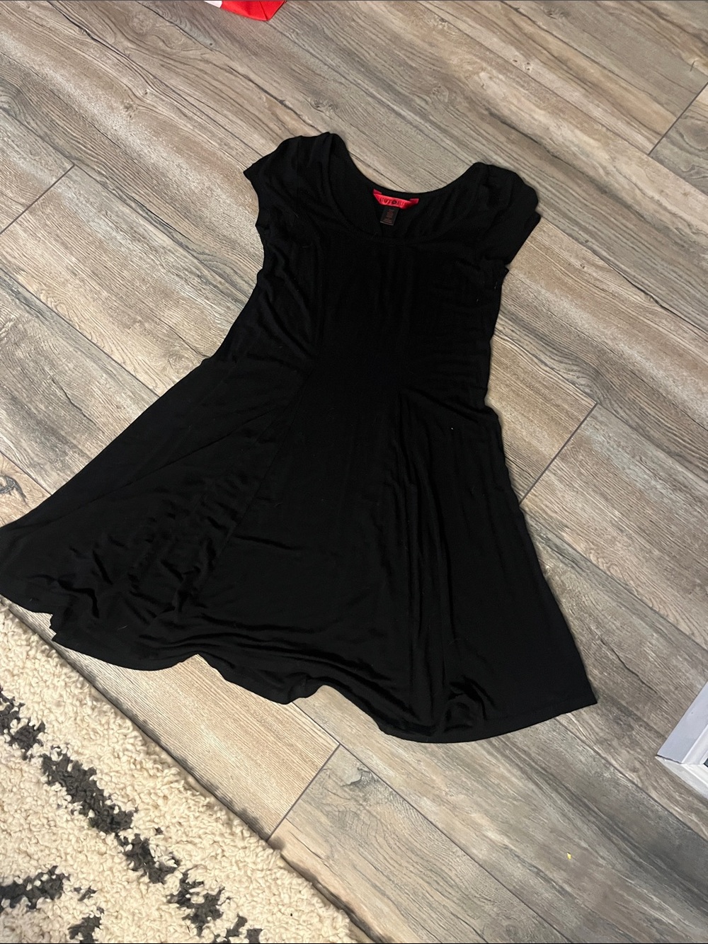 Black Short Sleeve Swing Dress - Women